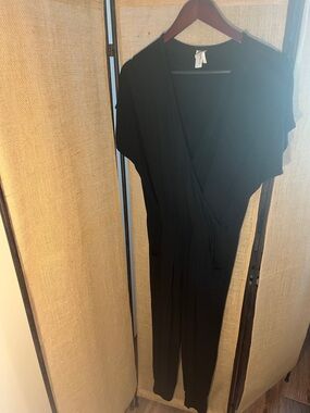 Loveappella Black Garment with White Brand Tag